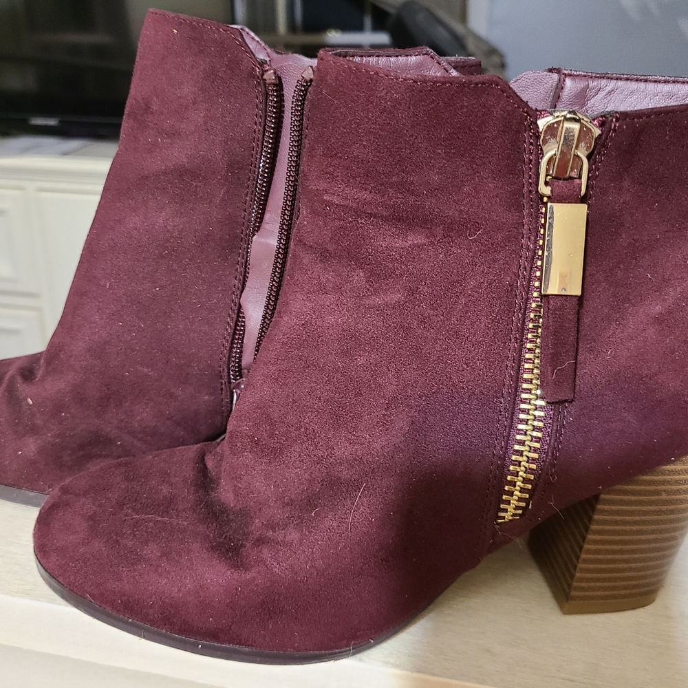 Womens ankle heel boot